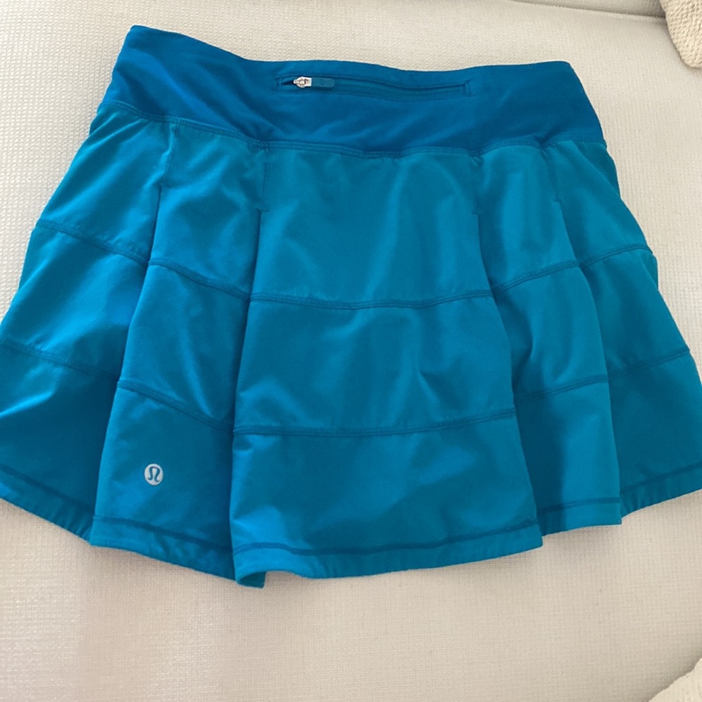 Lululemon pace rival mid rise skirt